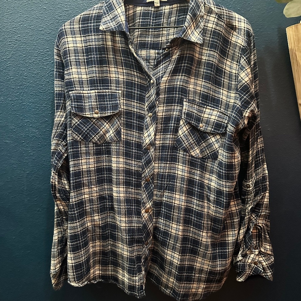 💙 Kut From the Kloth Blue & White Flannel Shirt – Size Large 💙